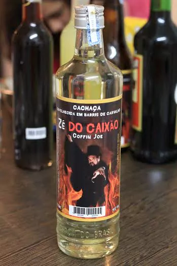 Cachaça Zé do Caixão